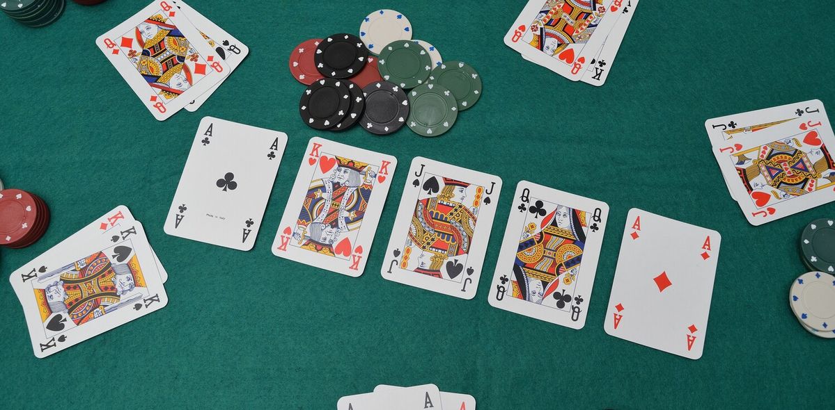 Treasure Mile Casino کیسینو میں پوکر گیمز